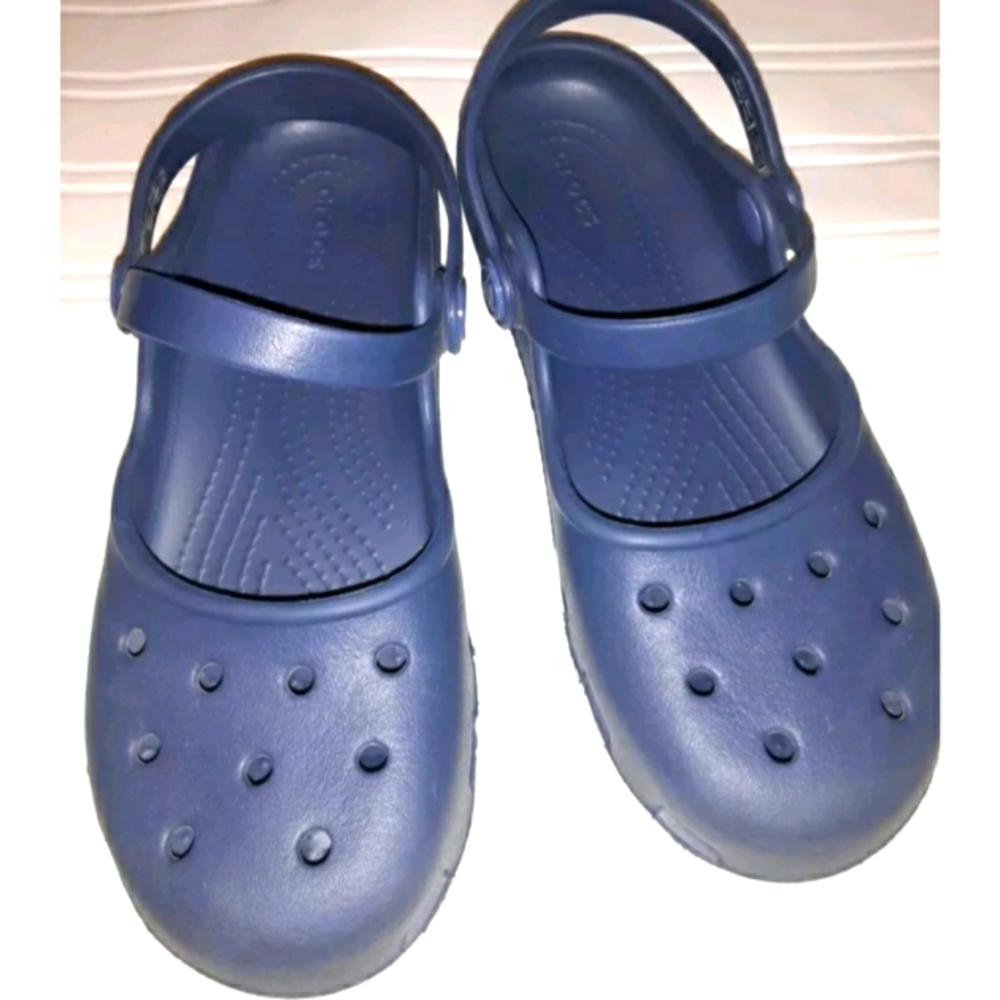 Navy Karin Clogs Crocs size 7